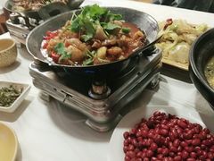 -巴四老城区炭火蛙锅(张江店)