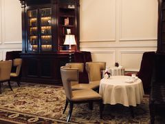 -Salon de Ville浦江汇(上海外滩华尔道夫酒店店)