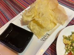 -香巴拉云南餐厅(华莱坞店)