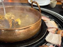 -阿山卓·野生菌火锅·纳西火塘烤肉