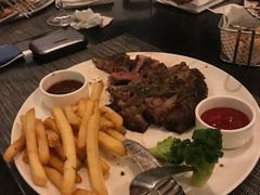 -WOLFGANG PUCK KITCHEN & BAR(迪士尼小镇店)