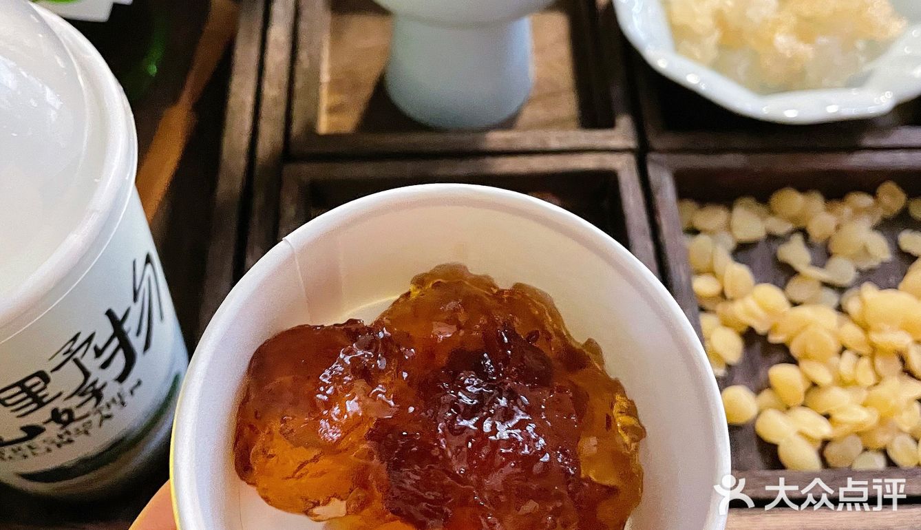 淡马茶坊｜冬天就来一杯暖暖的山药桃胶养生奶茶吧🌟