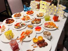 -广州万富希尔顿酒店·感趣自助餐厅·金秋蟹宴生蚝海鲜刺身