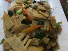 -下梅人家土菜馆(历史文化餐厅度假区店)