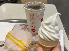 -麦当劳(轻轨曹杨路店)