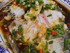 -芦茨金富饭庄·25年老字号·专做稻草鸡