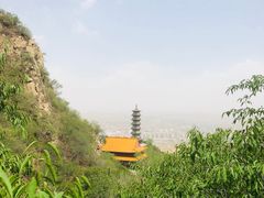 -鸡鸣山旅游风景区