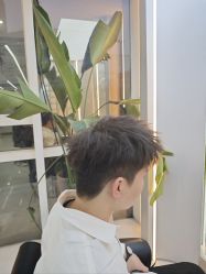 -赤道 Hair Salon