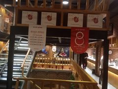 面包甜点陈列柜-福茂源横山铁锅羊肉(牡丹园店)