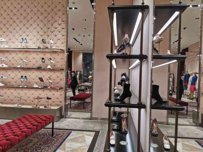 gucci(芮欧百货店)-"静安寺的芮欧百货的奢侈品超级多呢!高大上.