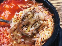 辣牛肉汤-吴草鸡爪오초닭발韩食堂(融恒盈嘉中心店)