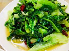 炝炒油麦菜-幺妹川味·川人川菜(佛城西路店)