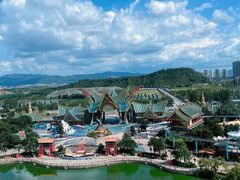 -七彩云南欢乐世界