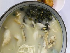 -明呈黄鱼面馆(斜土路店)