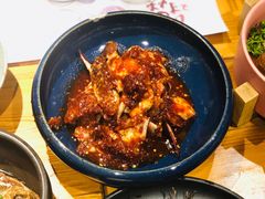 -草家酱蟹炭火烤肉店(珲春南路一店)