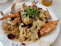 -老东镇啤酒屋海鲜加工·蒸汽海鲜·海鲜烧烤(台东店)