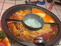 -热火朝天鲜切牛肉火锅(南强街巷店)