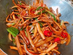 干锅茶树菇-鱼食饭稻·苏浙土菜17年老馆子(平江路店)