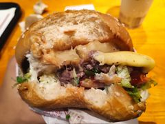 -The Habit Burger Grill 哈比特汉堡(复兴soho店)