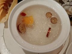 -雍和会海鲜姿造自助(湖东路店)