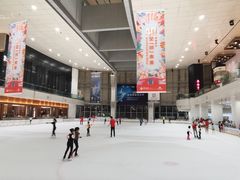-冰纷万象滑冰场(深圳万象城店)