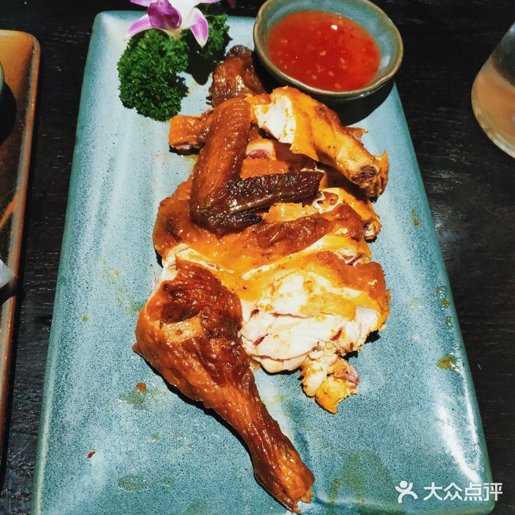 地理位置：海口宜欣广场4楼荷美泰  特色推荐：咖喱牛