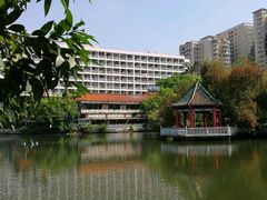 -暨南大学（石牌校区）明湖楼