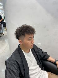 -Kraemer Paris  苏豪路易士·嘉玛发廊