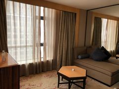 -中山利和希尔顿酒店