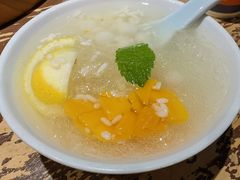 醪糟芒果冰粉-怪噜范·老贵阳街头名小吃(鸿通城店)