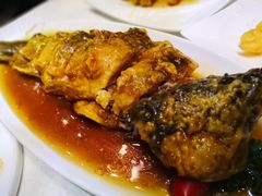 糖醋鲤鱼-闫府私房菜·百年鲁菜(恒隆店)