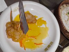 -锅飘飘·东北铁锅炖(雨花客厅店)