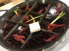 -正贰捌经重庆老火锅(建设路店)