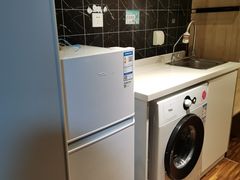 -魔方公寓(碧云国际店)