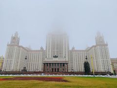 -莫斯科大学