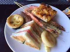 -荣誉国际酒店-云顶旋转餐厅