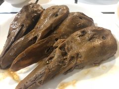 鸭脑壳-小板凳(四公里店)