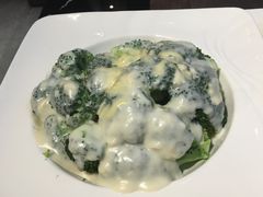 白汁焗西兰花-南国会酒家(岗顶1站广场店)