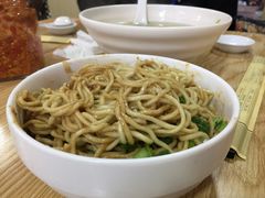 -三身人金新肠粉(丹霞店)