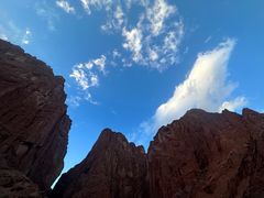 -天山神秘大峡谷