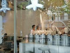 -喜茶(上海打浦桥日月光gelato lab+店)