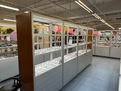 -无奔眼镜·蔡司·依视路授权店(马家堡店)