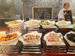 -君来湖滨饭店·玫瑰园