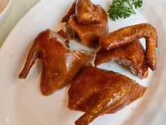 玻璃脆皮乳鸽-利苑酒家(金宝店)