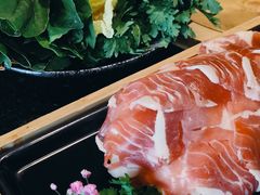 -湊湊火锅·茶憩(新中关购物中心店)