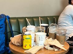 -星巴克(青岛火车北站候车大厅店)