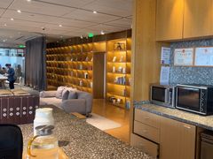 -蔚来中心(北京中关村店)