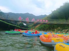 -虎啸峡漂流
