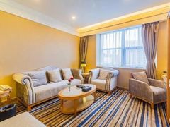 -小天鹅戴斯酒店鲸鲨百汇创作料理