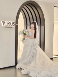 -城市花园婚纱摄影